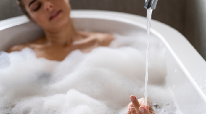 Došla vám teplá voda počas sprchovania? Vyrieši to lepší zásobníkový ohrievač vody Došla vám teplá voda počas sprchovania? Vyrieši to lepší zásobníkový ohrievač vody