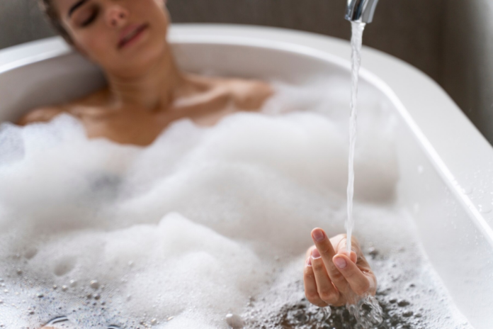 Došla vám teplá voda počas sprchovania? Vyrieši to lepší zásobníkový ohrievač vody